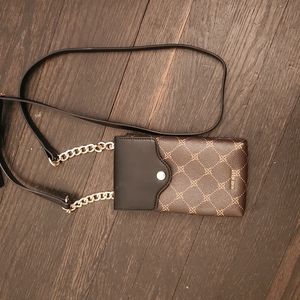 Nine West cell phone purse. NWT
